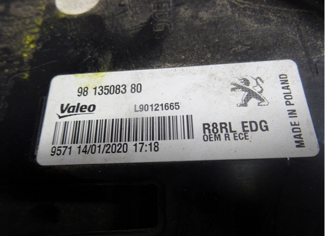 9813508380 Peugeot/Citroen Piloto trasero exterior derecho