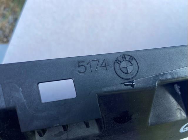 Persiana del radiador 51745A22C60 BMW