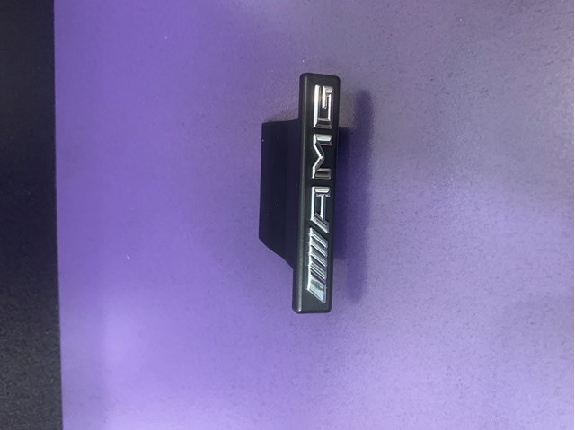 Emblema de la rejilla Mercedes A1678172000