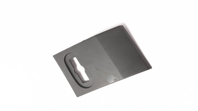 Moldura exterior central derecha del pilar de la carrocería Mercedes A9066901282 precio, desde 31,94 EUR