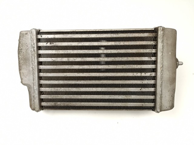 5072261AA Chrysler Radiador de intercooler
