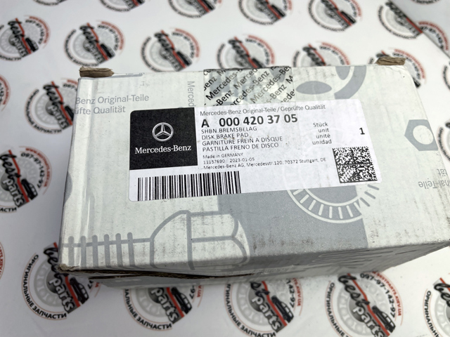 Pastillas traseras de freno Mercedes A0004203705 precio, desde 45,75 EUR