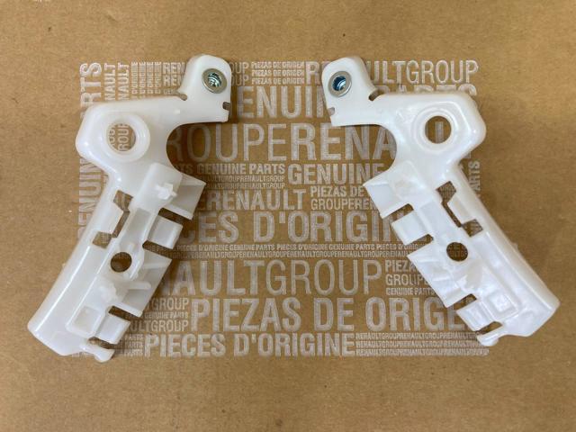 Kit de soportes/fijaciones del parachoques delantero Polcar 60C2077 precio, desde 51,96 EUR