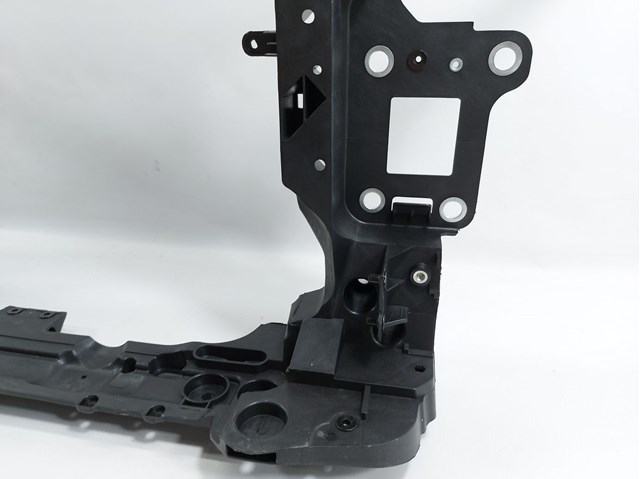 Panel de soporte del radiador y montaje de faros FPS FP3034200P precio, desde 126,65 EUR