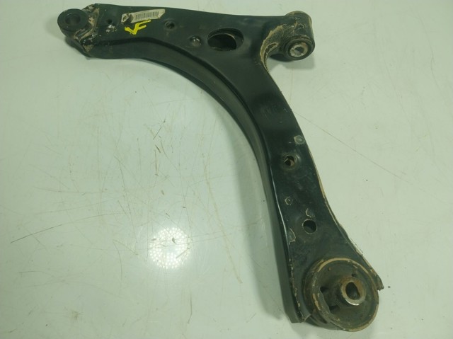 2549325 Ford Brazo inferior izquierdo de la suspensión delantera