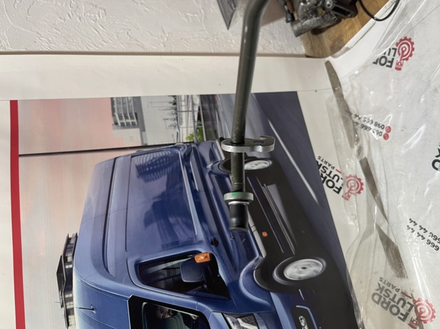 Manguera de alta presion de direccion, hidraulica Ford BK213E586CG