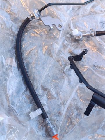 Tubo flexible de frenos trasero izquierdo Peugeot/Citroen 9837314380