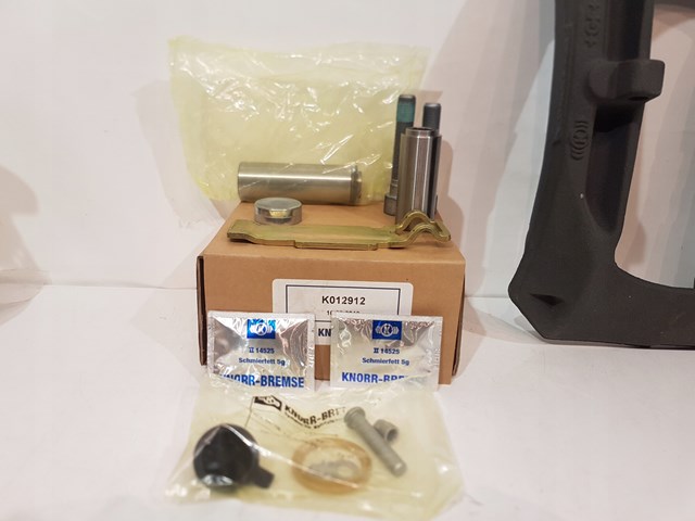 Pinza de freno delantera derecha Mercedes A0024201483 precio, desde 406,56 EUR