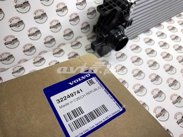 Radiador de aire de admisión Volvo 32249741 precio, desde 769,79 EUR