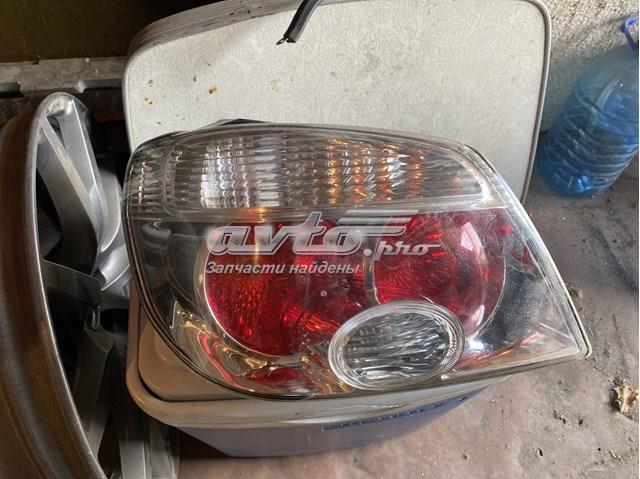 Comprar 8330A274 Mitsubishi Piloto trasero derecho