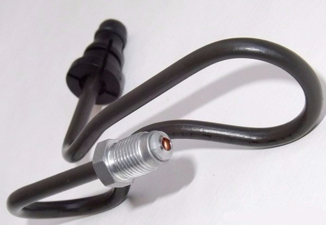 Tubo de embrague 90522684 General Motors