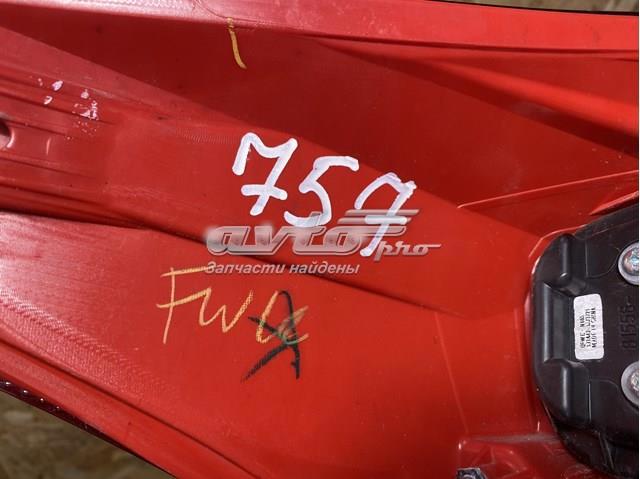 8155602730 Toyota Piloto trasero interior derecho