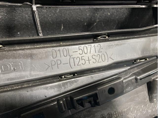 Rejilla delantera Mazda D10L50710J precio, desde 410,13 EUR