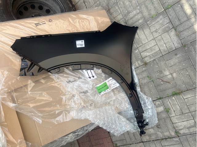 9825774080 Peugeot/Citroen Aleta delantera