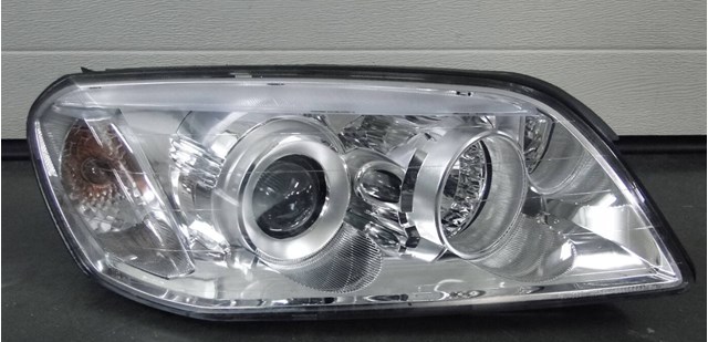Faro derecho 96626972 General Motors