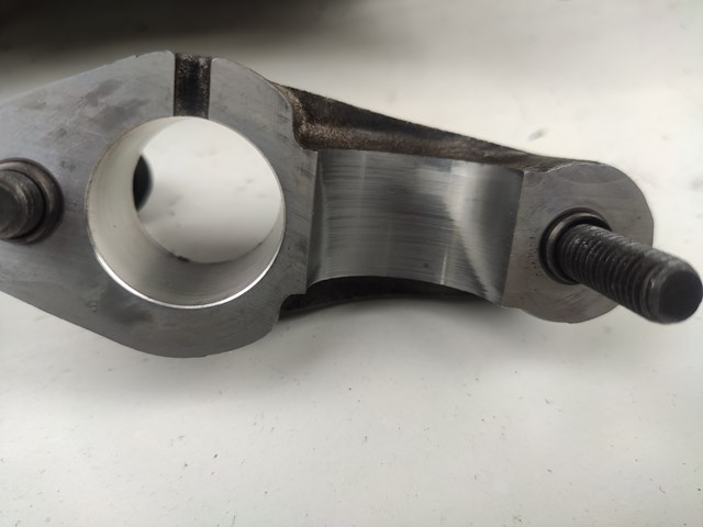 Cabeza de cilindro Hyundai/Kia 2211127900 precio, desde 416,72 EUR