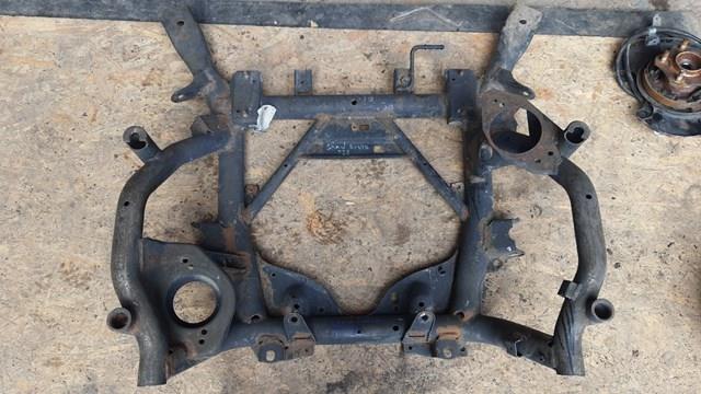 LR010679 Land Rover subchasis delantero soporte motor