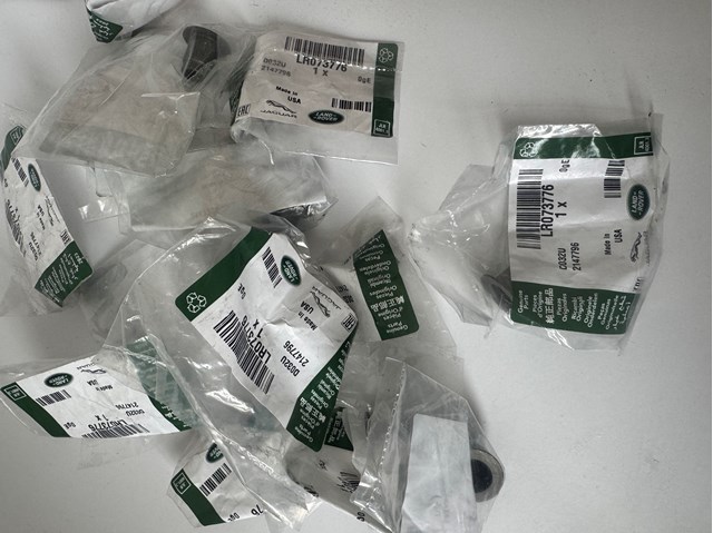 Retén de válvula de escape Land Rover LR073776 precio, desde 2,47 EUR
