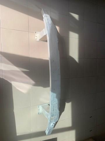 Refuerzo parachoque delantero PAD99079KA Signeda