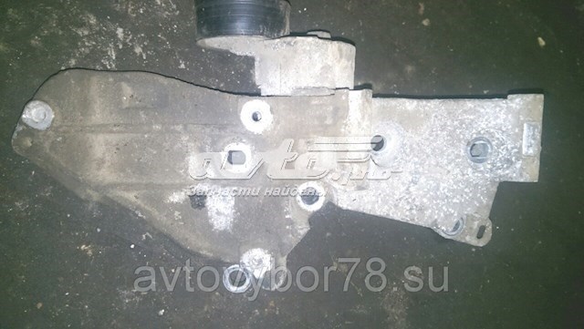 8200327134 Renault (RVI) Soporte alternador