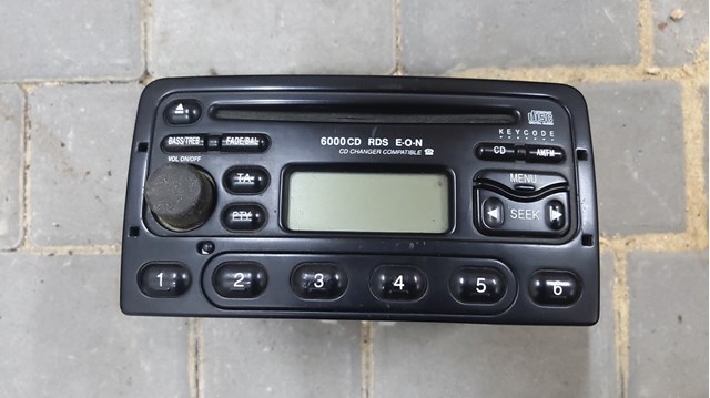 Radio AM/FM Ford Mondeo III sedán (B4Y) (2000 - 2007) precio, desde  