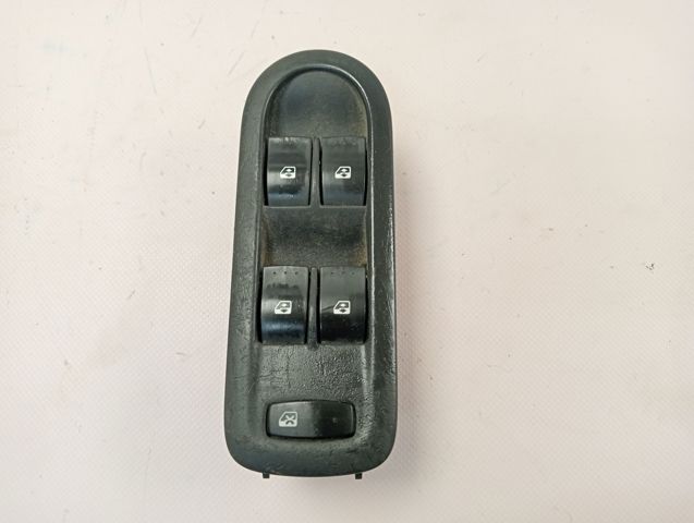 025330 Renault (RVI) 