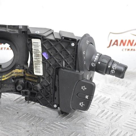 Conmutador derecho de la columna de dirección Renault (RVI) 8200127728 precio, desde 31,94 EUR