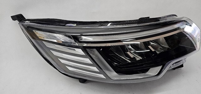 Faro derecho Renault (RVI) 260102899R precio, desde 320,08 EUR