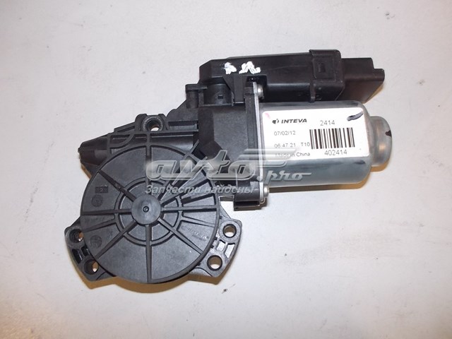 824602T010 Hyundai/Kia motor eléctrico, elevalunas, puerta delantera derecha