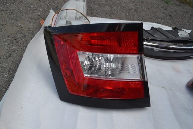 6V9945095 VAG Piloto trasero izquierdo