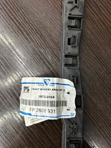 Comprar FP2608931 FPS Soporte de parachoques delantero izquierdo
