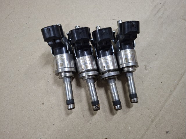 Inyectores Mazda PE2713250 precio, desde 121,97 EUR
