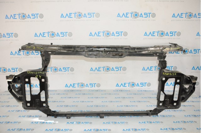 68378862AA Chrysler soporte de radiador completo