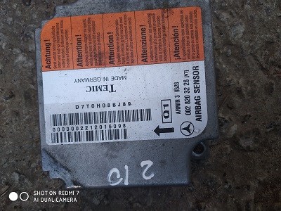 Módulo de control de airbag Mercedes 0028203226