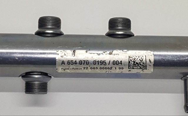 Rampa de combustible 6540700195 Mercedes