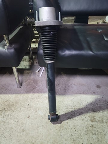 Amortiguadores traseros Land Rover LR047132