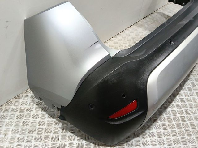Paragolpes trasero Opel 39157471