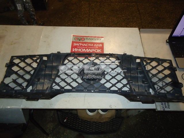 Panal de radiador NISSAN 62310EB400