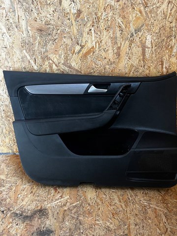 Guarnecido interior de puerta delantera izquierda VAG 3AB867011 precio, desde 110,35 EUR