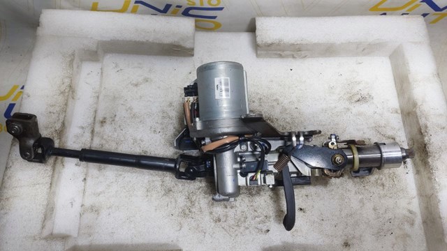 Columna dirección 8200701471 Renault (RVI)