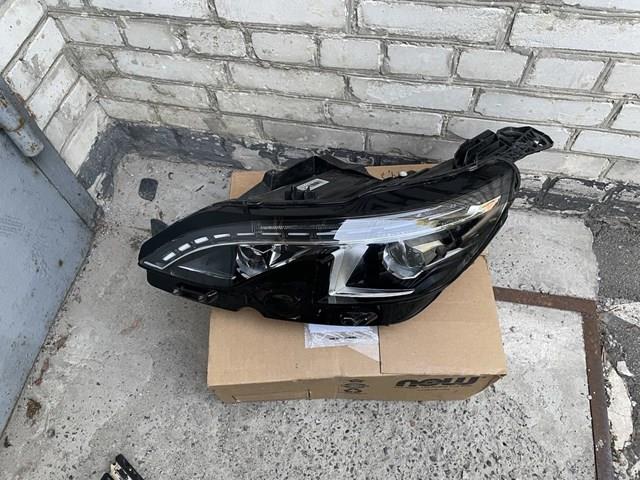 Comprar 1674017680 Peugeot/Citroen Soporte de fijación del faro delantero izquierdo