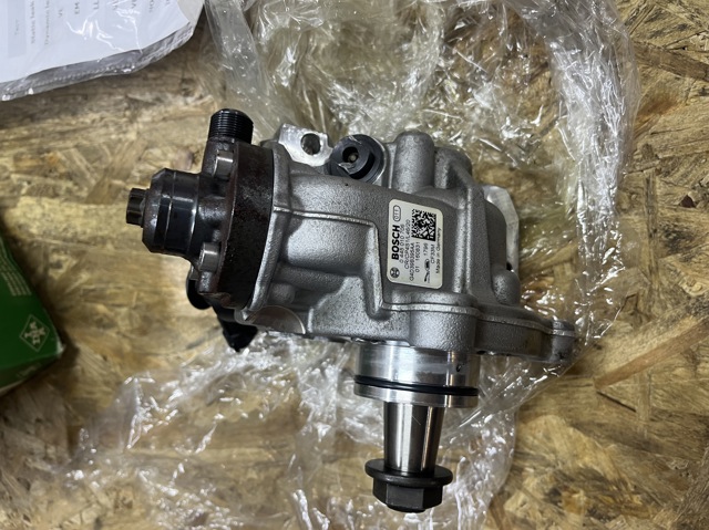 Bomba inyectora G4D39B395AA Jaguar