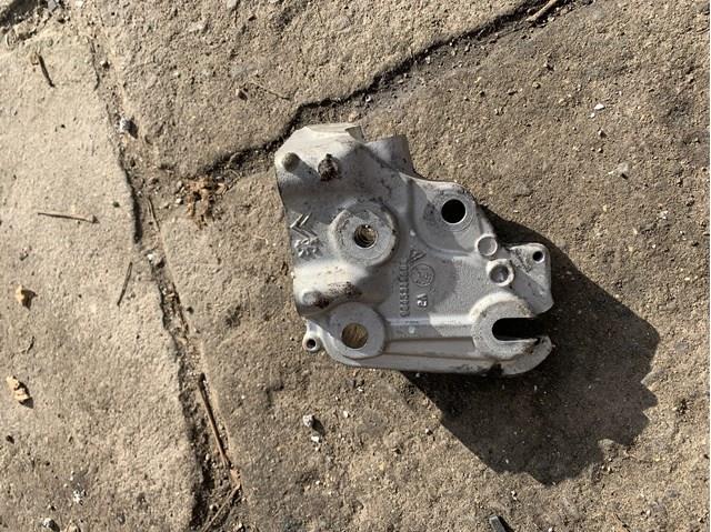 Comprar 9805300680 Peugeot/Citroen Soporte del soporte izquierdo del motor