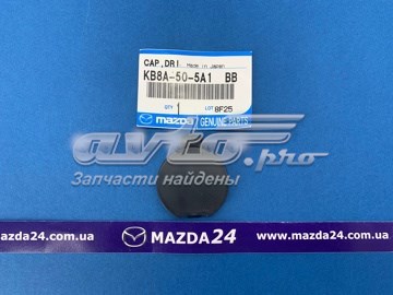 Tapa derecha del parachoques trasero KB8A505A1BB Mazda