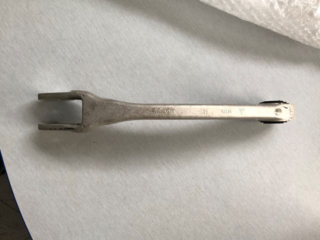 670161064 Fiat/Alfa/Lancia Brazo superior izquierdo de la suspensión trasera