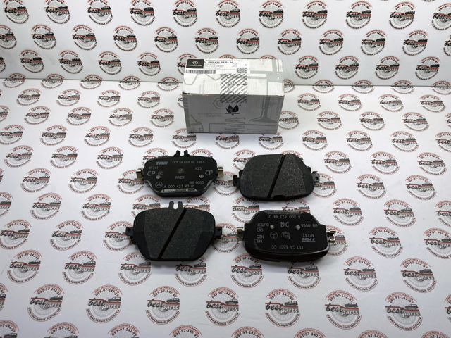 Pastillas traseras de freno Mercedes A000421980164 precio, desde 58,49 EUR