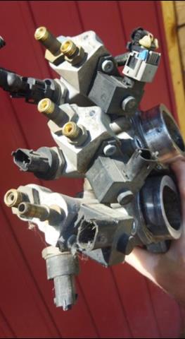 Válvula de presión de combustible Bosch 0261540012