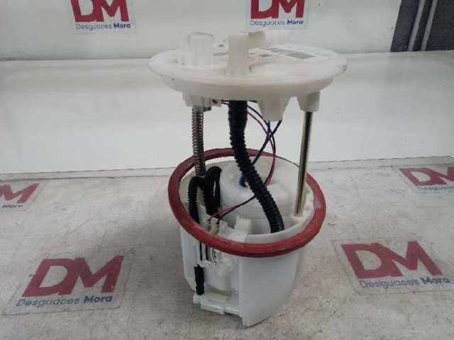 PE011335X Mazda Módulo de alimentación de combustible