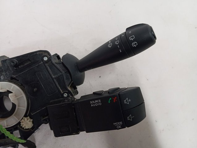  Renault (RVI) 255679575R precio, desde 40,66 EUR
