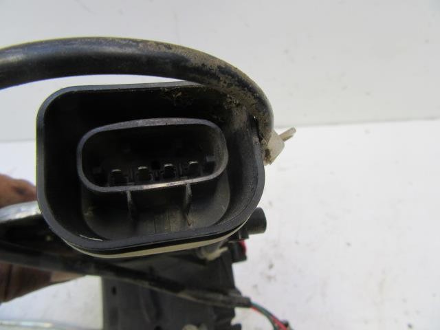 Cerradura de la puerta trasera derecha Suzuki 8230165D11000 precio, desde 47,92 EUR